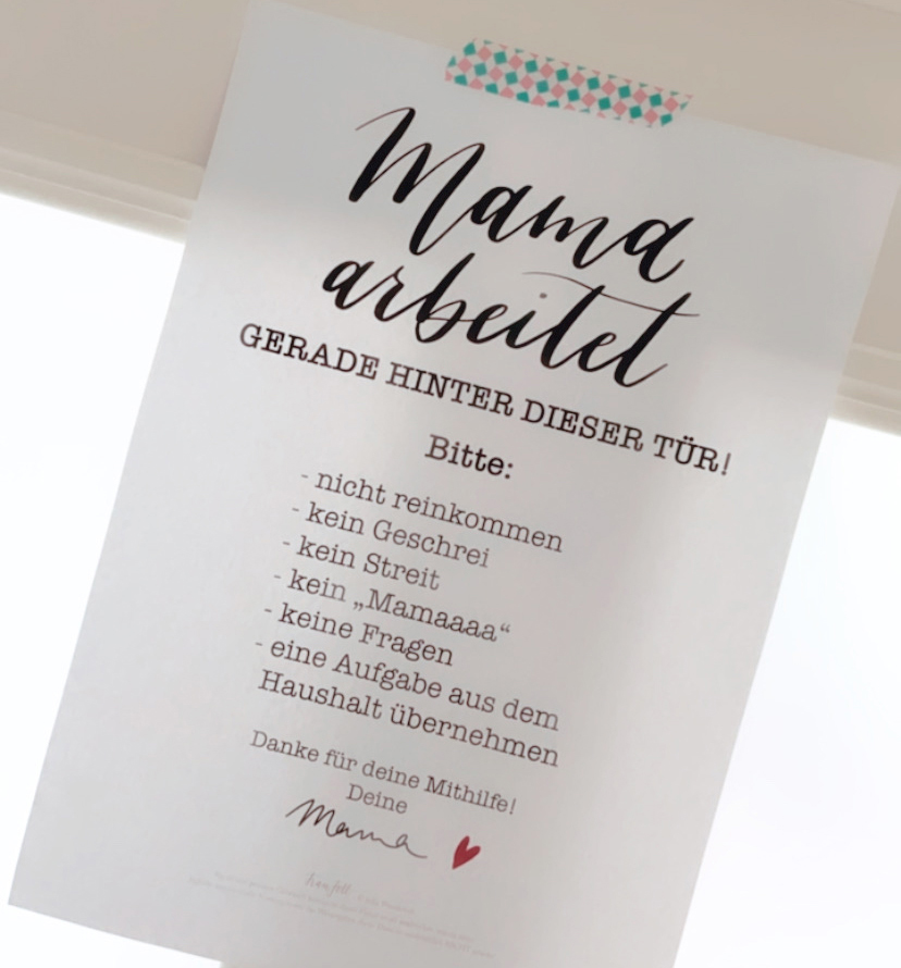 Foto Poster Mama arbeitet