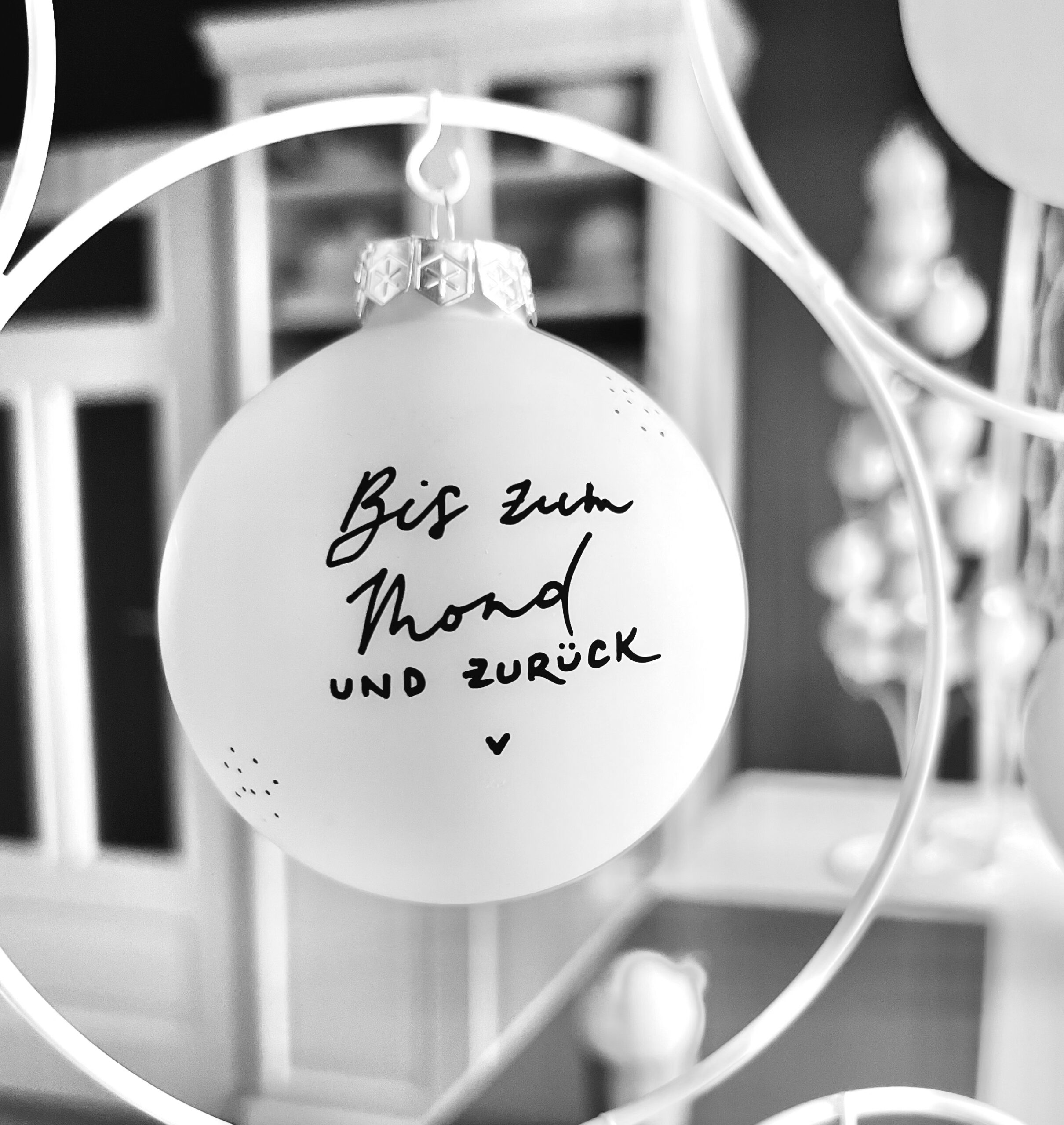 Weihnachtskugel handbeschriftet in Geschenkbox – Bild 14